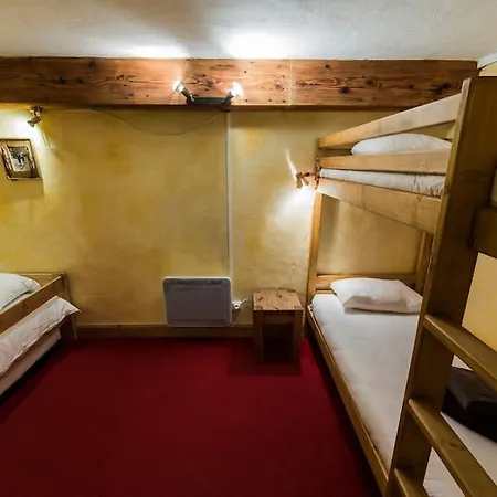 Ancolie Apartment *